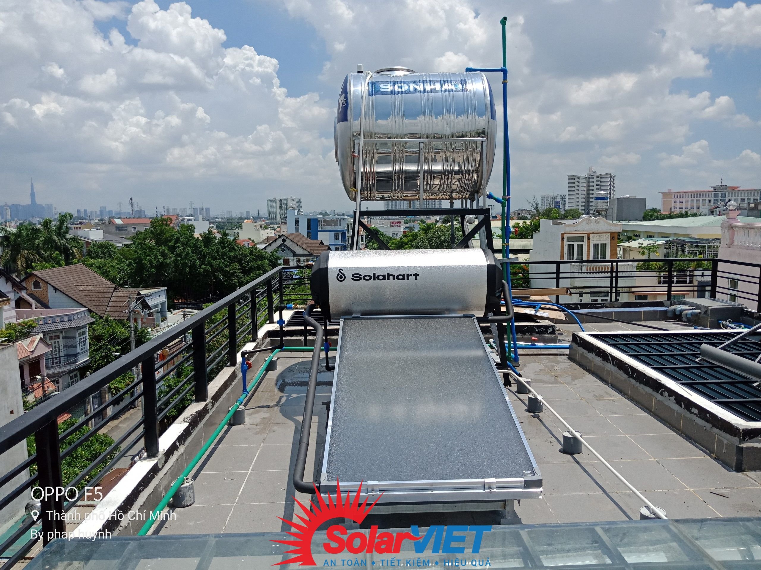 Máy Solahart 180L – Máy nước nóng năng lượng mặt trời tại TP.Thủ Đức